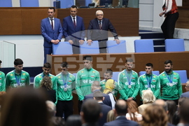 Народно събрание - волейболисти - награждаване