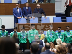 Народно събрание - волейболисти - награждаване
