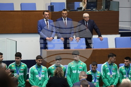 Народно събрание - волейболисти - награждаване