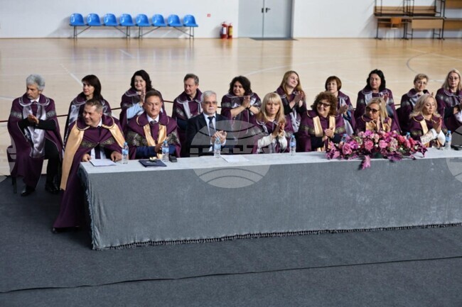 ПУ "Паисий Хилендарски" започва новата учебна година с изцяло реализиран прием и над 4000 първокурсници