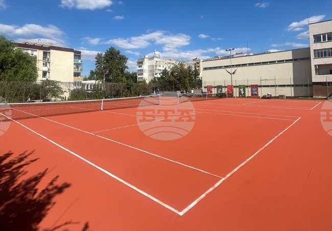 В Силистра откриха обновен тенис корт с настилка от най-ново поколение