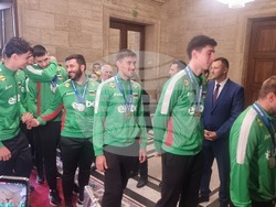 Народно събрание - волейболисти - награждаване