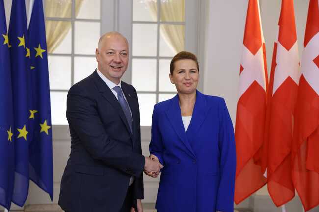 Prime Minister Zhelyazkov Arrives in Copenhagen for Informal European Council Meeting
