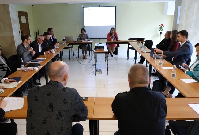 Ранната диагностика и иновативните терапии са ключът към борбата с макулната дегенерация, смятат експерти 