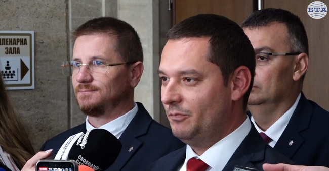 Държавата да влезе в своята роля и корупцията да бъде спряна, заяви Никола Димитров от "Възраждане"