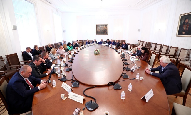 Комисията по бюджет и финанси прие промени в Закона за държавния бюджет за 2025 г. заради водната криза в община Плевен 