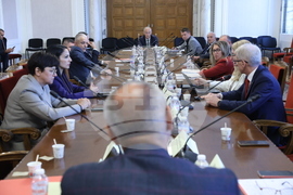 Парламент - Комисия по образованието и науката