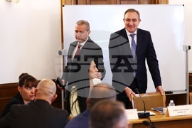 Народно събрание - Комисия по труда и социалната политика