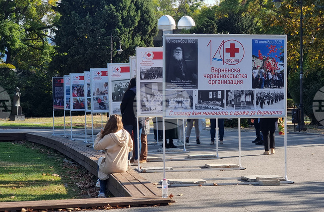 Нова изложба разказва 140-годишната история на Българския червен кръст във Варна