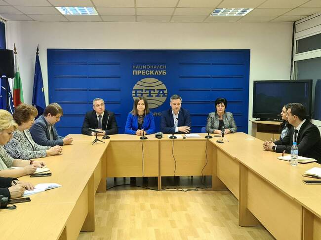 Вигенин във Велико Търново: Листата ни е силен екип, който ще запазим и след изборите