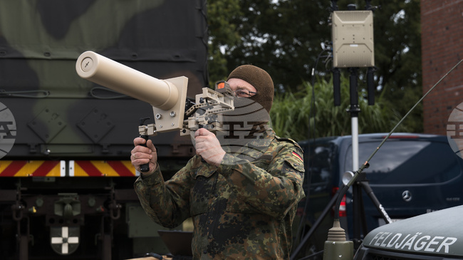 Полша и Германия обявиха партньорство в отбраната срещу дронове 