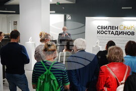 Пловдив - „Седемдесет обиколки около слънцето“ - изложба - доц. Свилен Костадинов