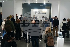 Пловдив - „Седемдесет обиколки около слънцето“ - изложба - доц. Свилен Костадинов