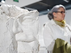 Пловдив - „Седемдесет обиколки около слънцето“ - изложба - доц. Свилен Костадинов