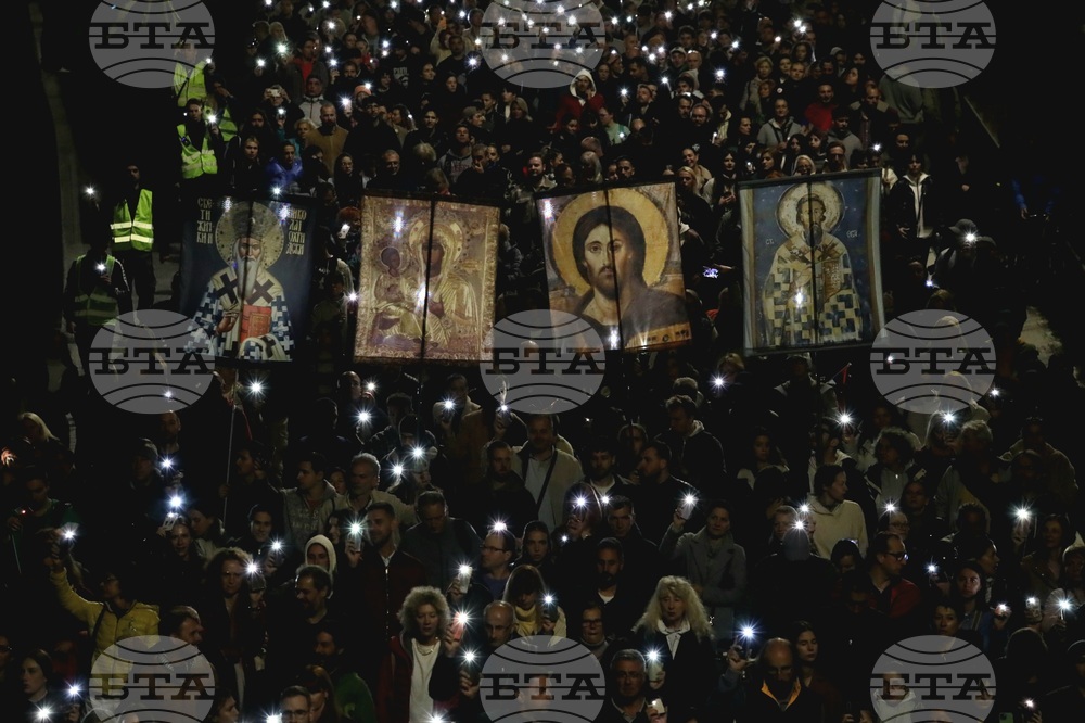 Студенти от Белград отново ще тръгнат на поход към Нови Сад за годишнината от трагичния инцидент на гарата в северния сръбски град 