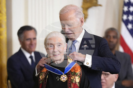 Obit Jane Goodall