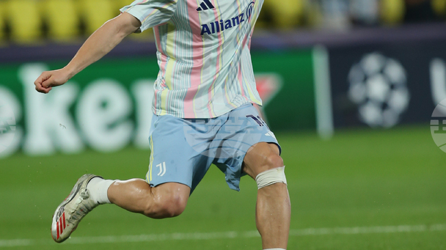 Арсенал е готов да влезе в конкуренция с Реал Мадрид за привличането на Кенан Йълдъз от Ювентус