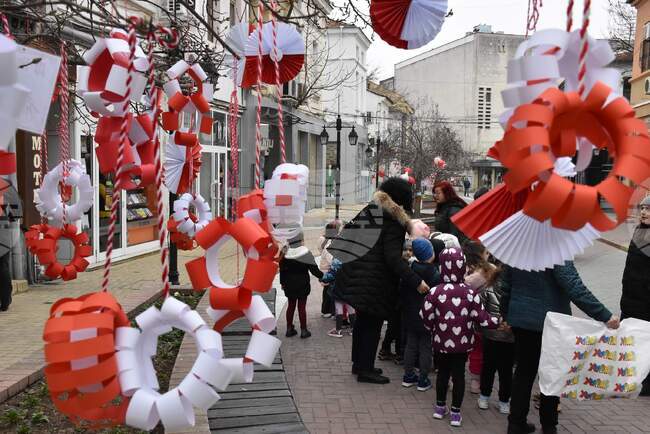 Хасково - деца - украса