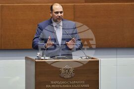 Народно събрание - заседание - Валери Лачовски