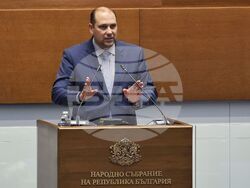 Народно събрание - заседание - Валери Лачовски
