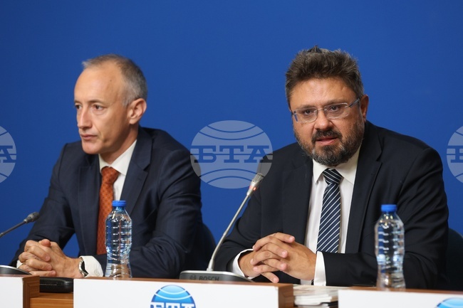 Българската телеграфна агенция ще публикува пълния календар на предстоящите олимпиади за учениците, каза генералният директор на БТА Кирил Вълчев 