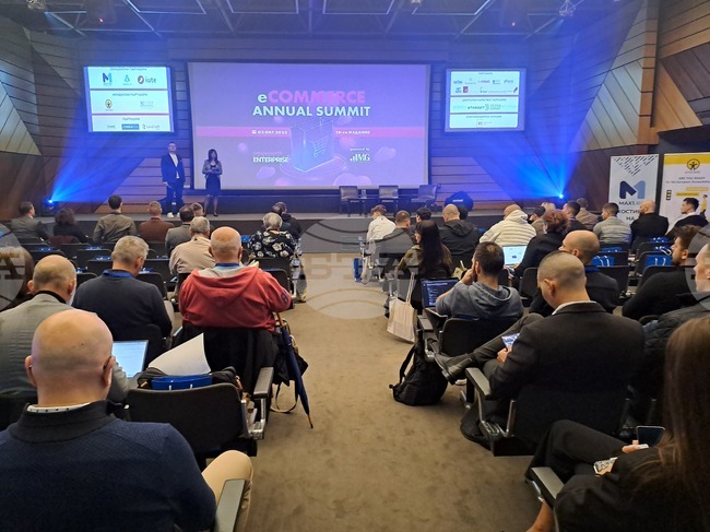 Има несигурност сред българските потребители за пазаруване, показва проучване за онлайн търговията, представено на форум в София