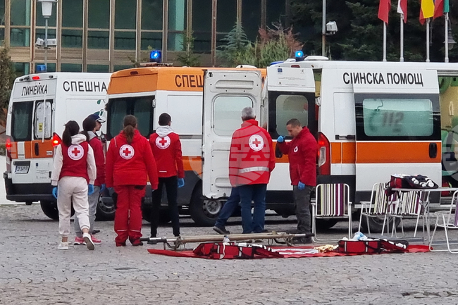 Тактическо учение провери готовността на службите за реакция при криза в Сливен