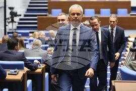 Народно събрание - заседание - Костадин Костадинов