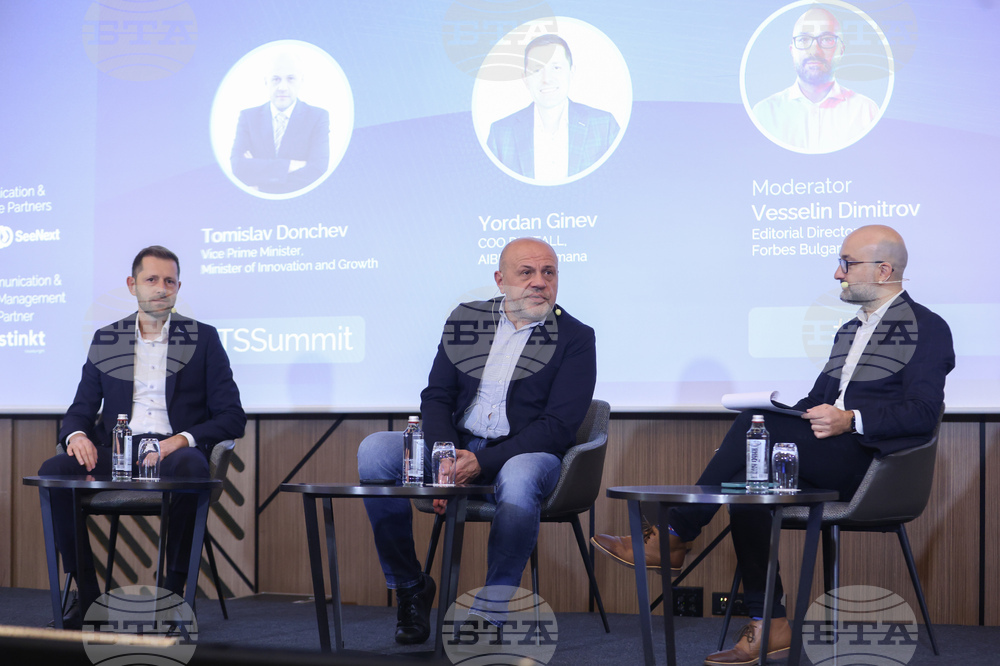 Вицепремиерът Томислав Дончев съобщи на форум, че се работи съвместно с МФ за въвеждане на данъчни облекчения за научна и развойна дейност
