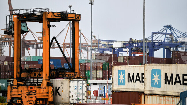 Гръцкото пристанище Пирея не е за продажба, заяви китайското посолство в Атина в отговор на американския посланик