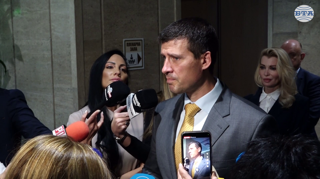 България информира Русия на най-високо държавно ниво, каза Ивелин Михайлов от „Величие“