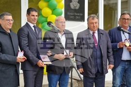 Шумен - откриване на обновения ученически стадион "Цоньо Василев" - церемония