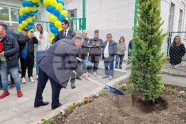 Шумен - откриване на обновения ученически стадион "Цоньо Василев" - церемония