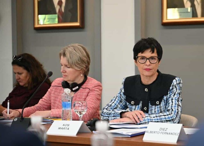 Enlargement Commissioner Kos Meets Representatives of Ukraine's National Minorities in Uzhhorod