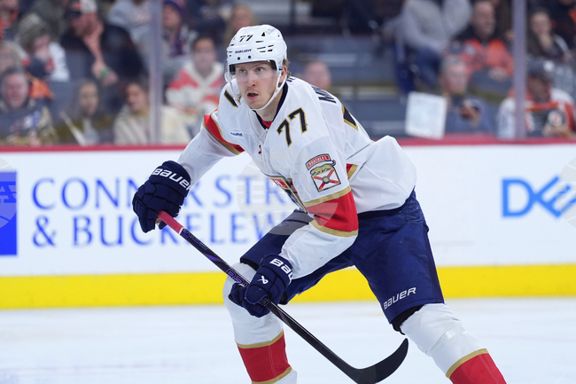 Защитникът Нико Микола продължи договора си с Флорида Пантърс от НХЛ