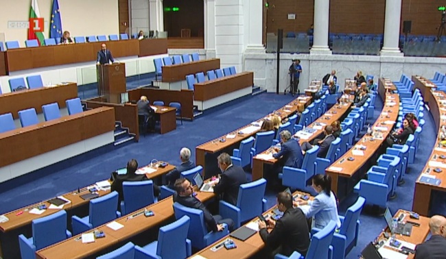 Министър Георги Георгиев се усъмни, че на Надежда Йорданова е оказван натиск да гласува "въздържал се" относно мониторинга на ПАСЕ над България