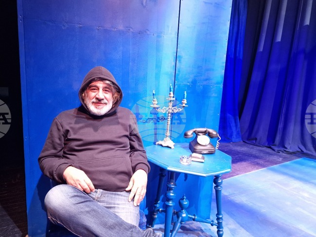 Има хора, които искат да ходят на театър, и това е велико, каза режисьорът Гаро Ашикян в Пазарджик