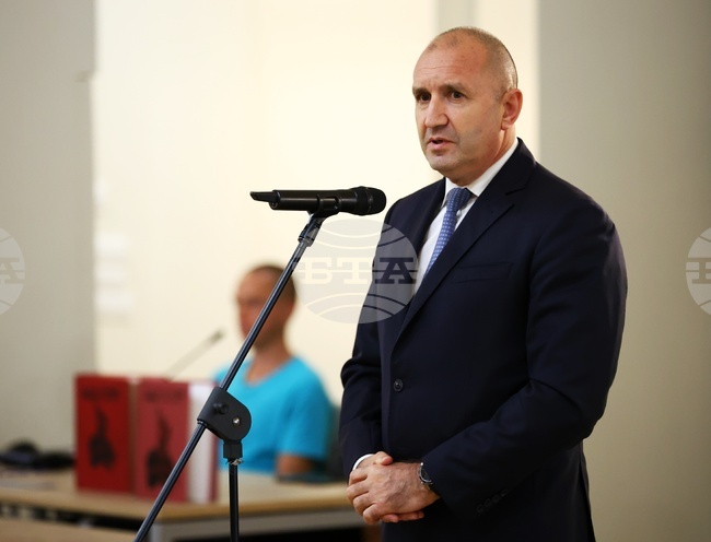 Трябва да стъпим на историческата истина, за да изграждаме отношения на добросъседство с Република Северна Македония, заяви президентът Радев