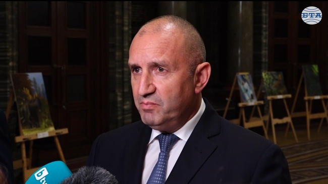 Крайно време е съдебната система да бъде организирана така, че да има истинско върховенство на правото, коментира президентът Румен Радев