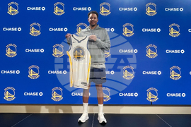 Warriors Seth Curry Basketball