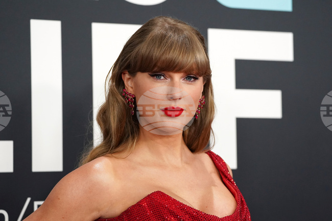 People - Taylor Swift