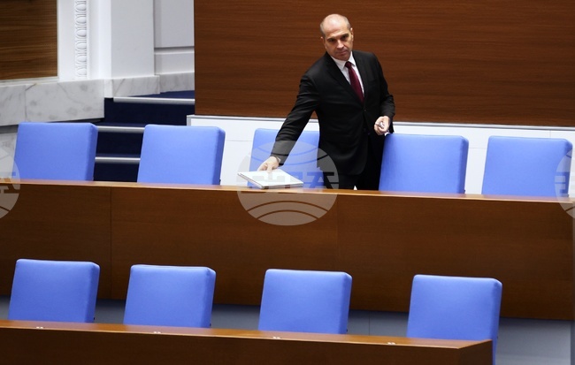 Имаме строен план как да се модернизират българските железници и като инфраструктура, и като подвижен състав, заяви Гроздан Караджов