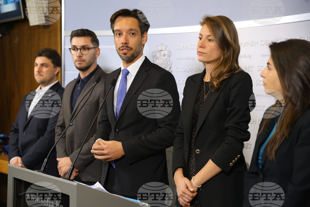 Оттеглянето на бюджета е недостатъчно, нужни са оставка и честни избори по нови правила, заявиха от „Спаси София“ 