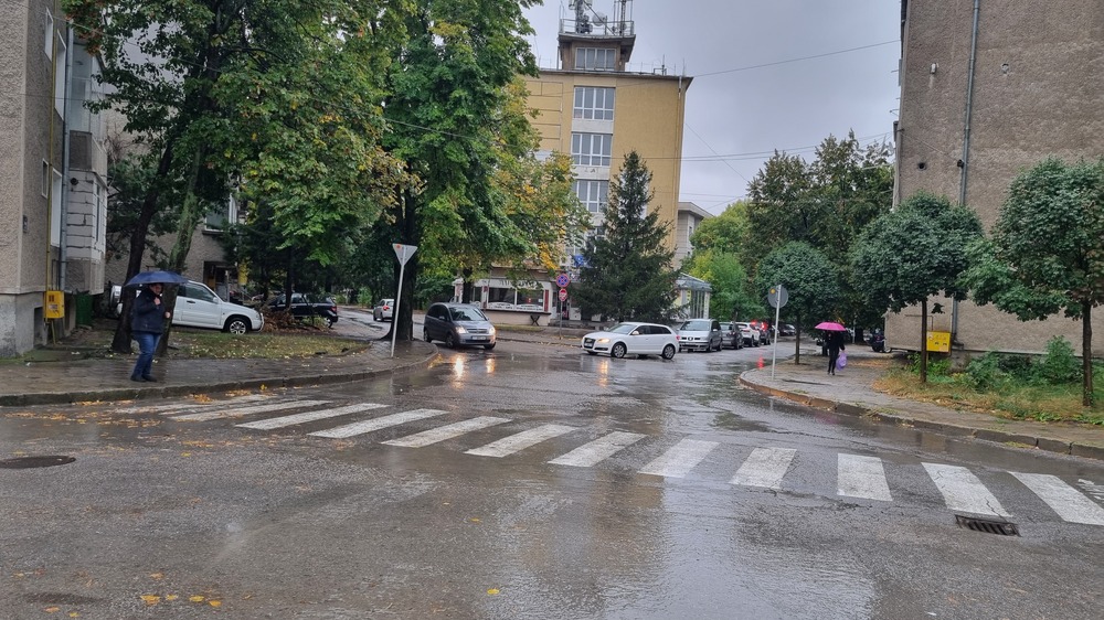 В област Търговище вали тих дъжд, най-много е падналото количество в омуртагското село Врани кон