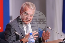 Национален пресклуб БТА - София - кръгла маса - Румен Петков