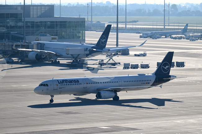 Летището в Мюнхен възобнови нормалната си дейност след кратко прекъсване