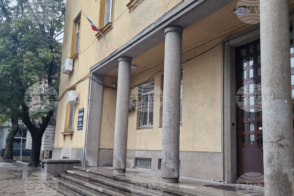 Окръжната прокуратура в Хасково е повдигнала обвинение на шофьора на линейка, причинил смъртта на мъж в Симеоновград