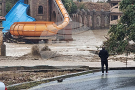 Ваканционно селище „Елените“ - обстановка - евакуация