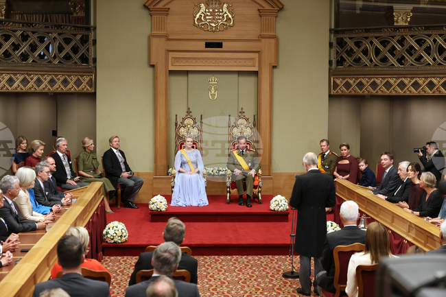 Новият велик херцог на Люксембург положи клетва пред парламента 