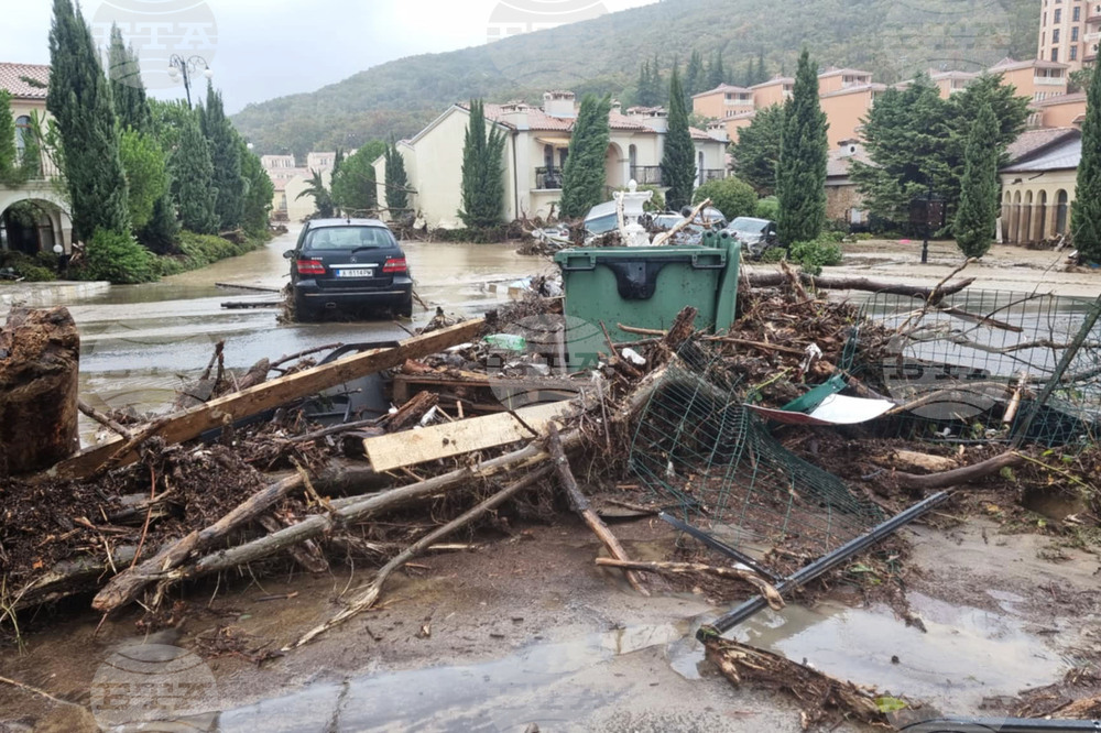 Ваканционно селище „Елените“ - обстановка - евакуация